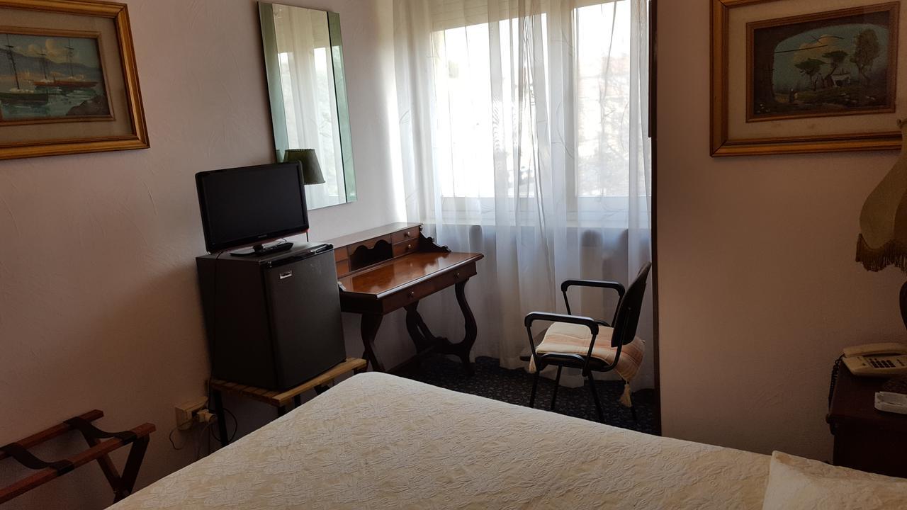 Hotel Royal Alessandria Exterior foto